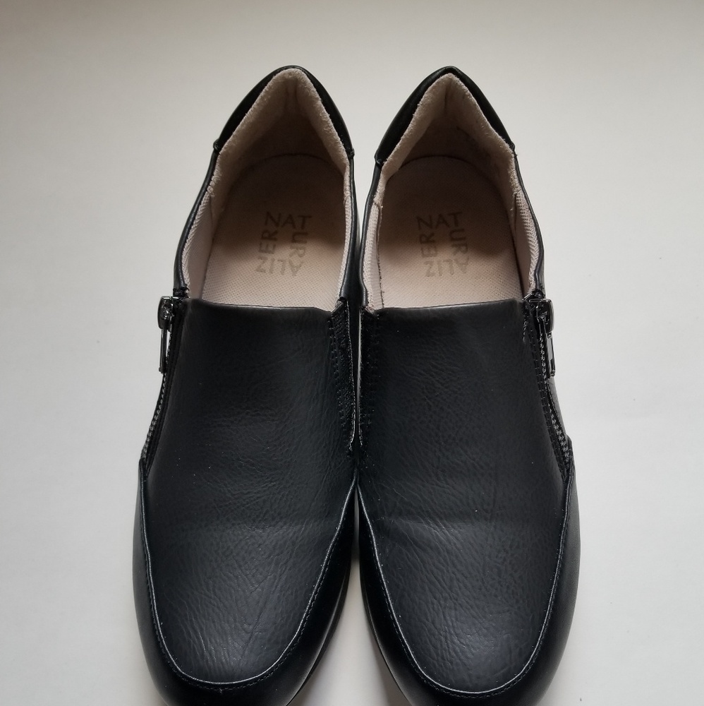 Naturalizer 'Finny' Nubuck Shoes